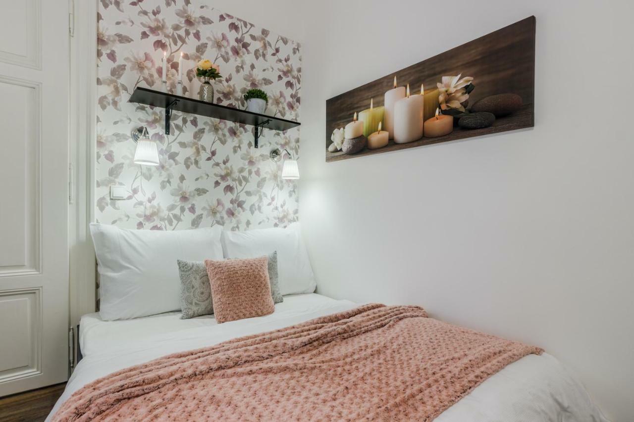 Prague Apt Near Charles Bridge By Michal&Friends Exterior foto